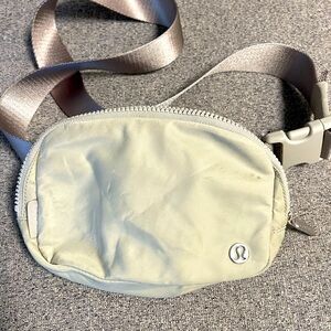 lululemon bag